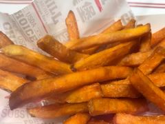 -The Habit Burger Grill 哈比特汉堡(爱琴海店)