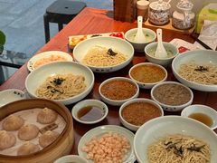 -裕兴记•蟹黄面馆(人民广场店)