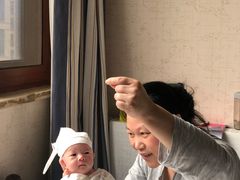 -鲸鱼妈妈月嫂/育婴师定制