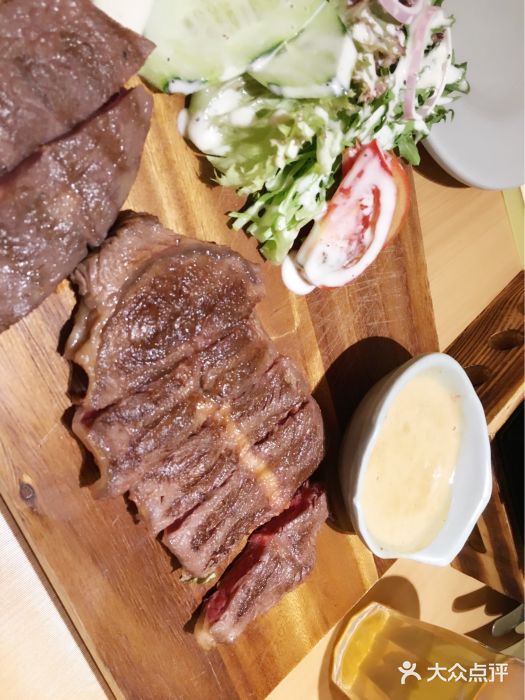 Lia Cafe Bar Restaurant松山咖啡屋图片