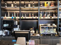 -星河吉酒店-BOND大堂吧·咖啡·简餐