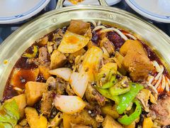 -牛一嘴·兰州牛肉面·大盘鸡(财富中心店)