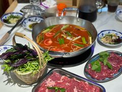 -王奋斗贵州酸汤牛肉火锅