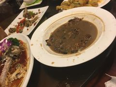 -雪乡阁东北农家菜(颛桥约好休闲街店)