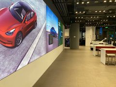 -TESLA 特斯拉(上海太古汇体验店)