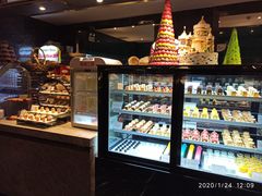 -半岛翡丽海鲜自助餐厅(观风亭店)