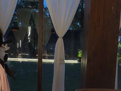 -九月里.自由花园餐厅