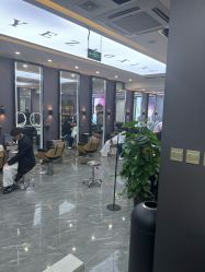 -藤野造型烫染·漂发