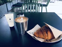 拿铁咖啡-Au Cafe&Roastery(华侨城店)