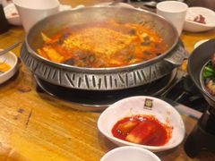 -喇喇排骨火锅·传统韩式脊骨汤(望京西园总店)