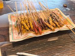 -老街烧烤大排档·地道湖北菜·龙虾馆(汉口火车站店)