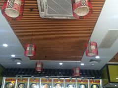 大堂-龙记桂林米粉(财满街店)