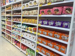 零售区-好特卖HotMaxx(龙湖杭州江东天街店)