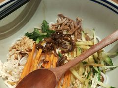 -刀小蛮半只鸡过桥米线(家乐福四元桥店)