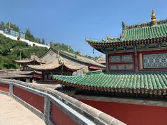 -塔尔寺游客服务中心