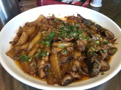 -吴记酱骨炖菜馆(康安路店)