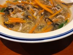 -琥珀老六龙虾(四里河店)