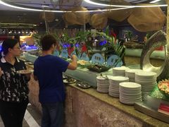 -小天鹅戴斯酒店鲸鲨百汇创作料理