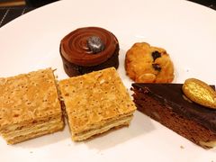 拿破仑-BLD西餐厅(成都首座万丽酒店)