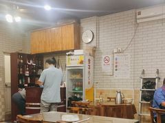 -贺记湘菜馆(东体育会路店)