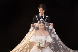 -挪娅婚纱摄影皇家会所