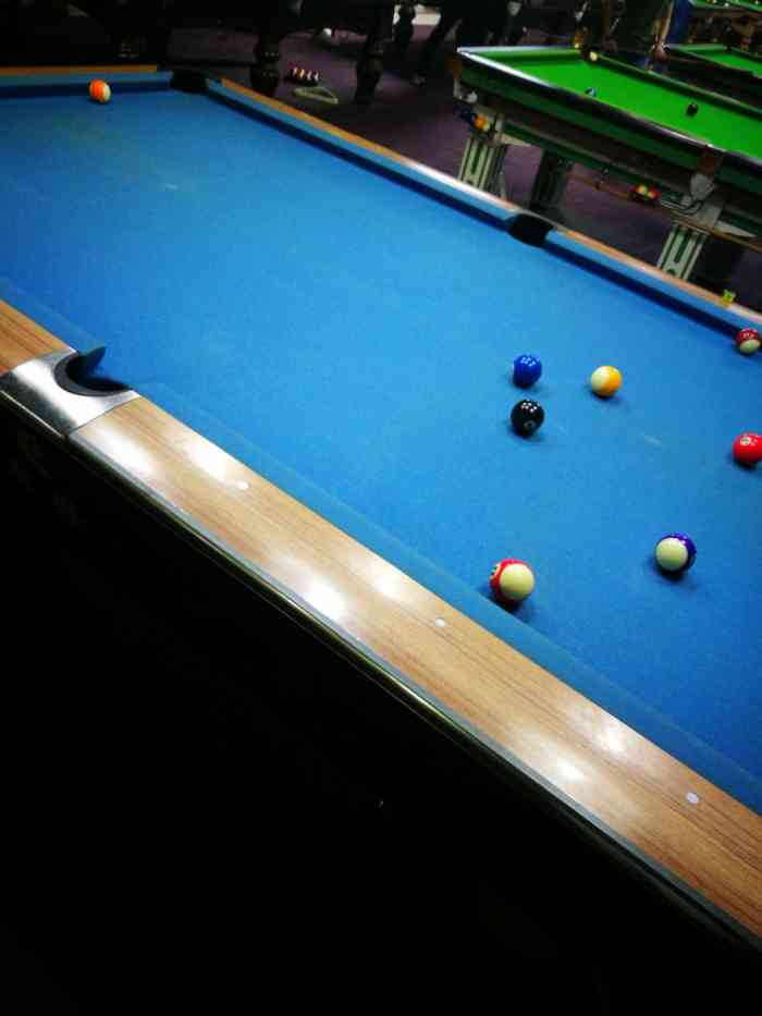 君爵桌球俱乐部(沙河街)-"桌球台不太平,后来才换了一张重新开台,里.