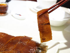 烤乳猪-新斗记·新派老粤菜(海上世界店)