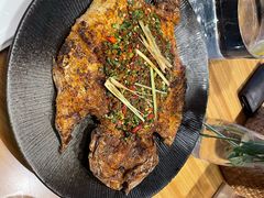 -山茶云南菜(永安里店)