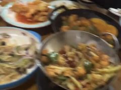 -鹤乡东北菜(崮山路店)
