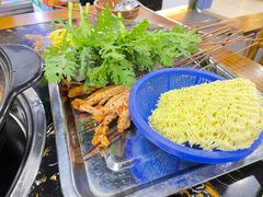 -灌县老妈砂锅串串香(万科红生活广场店)