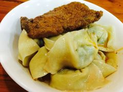 -潘国仙耳光馄饨(黄家阙路店)