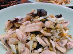 雪菜蘑菇肉片-虎哥私房菜(馒头山店)