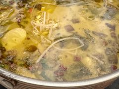 -饭怕鱼·黄焖鲟龙鱼(湖大店)