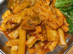-青瓦炭韩潮烤肉(花园道店)