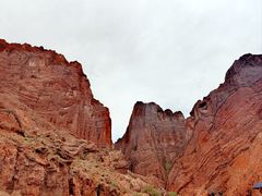 -天山神秘大峡谷