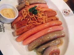 香肠拼盘-皇冠自酿啤酒坊(中国红街5号楼店)