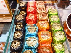 -VENCHI 闻绮(北京国贸商城店)