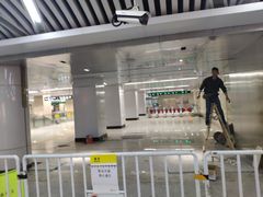 -铁西广场(地铁站)