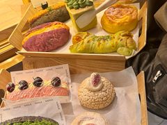 -奈雪的茶(亨特国际广场店)