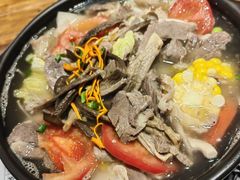 -乡土特色.冷锅鱼.牦牛肉汤锅