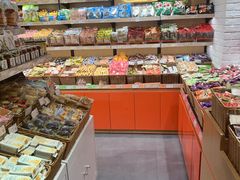 -来伊份(泰冯路店)