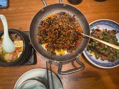 黑三剁-云海肴·汽锅鸡·云南菜(苏州中心店)