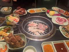 -梨花自助烤肉(西三旗万象汇黑金店)