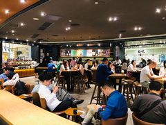 大堂-星巴克臻选(广州太古汇店)