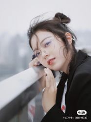 -时尚殿堂明星门店