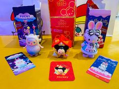 -泡泡玛特POPMART(上海环球港店)