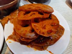 -爆炸头阿姨小四川正宗川味小吃(无任何分店)