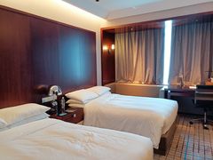 -上海龙之梦万丽酒店