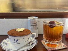 -Café Monson