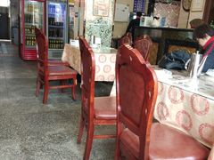 大堂-添福来墨鱼饺子 · 海鲜东北菜(大连星海·黄浦路店)